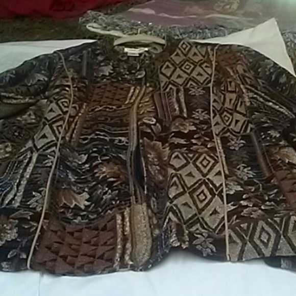 Floral jacket - Picture 1 of 4